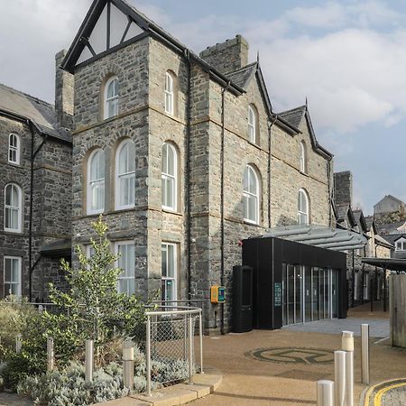 Harlech Apartments - Matholwch Bagian luar foto